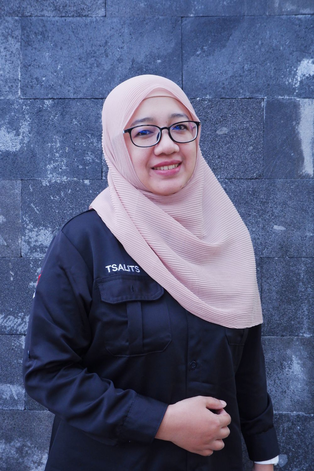 2. Tsalits Maulidah Hariez, SST., MMRS